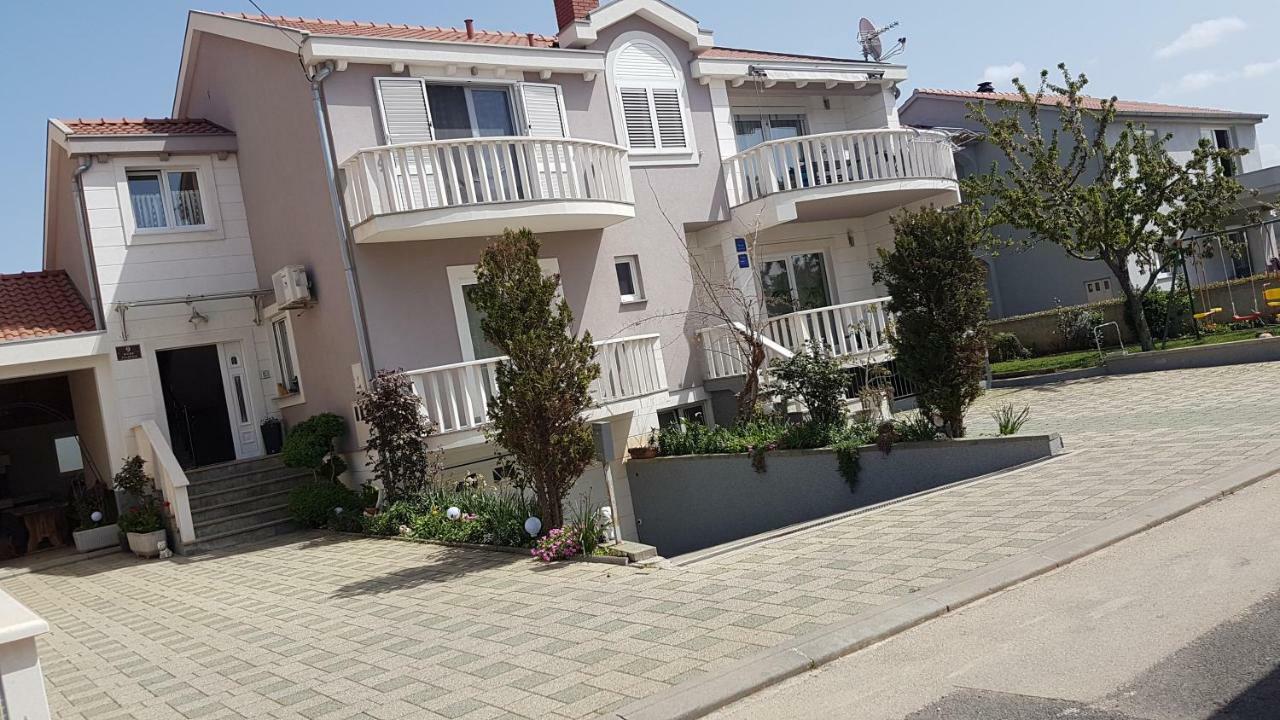 Apartmani Kozina Zadar Exterior foto